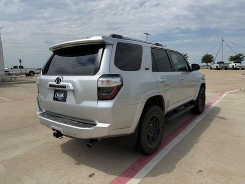 Used 2023 Toyota 4Runner SR5 Premium w/ Moonroof Package AWD/4WD image 3