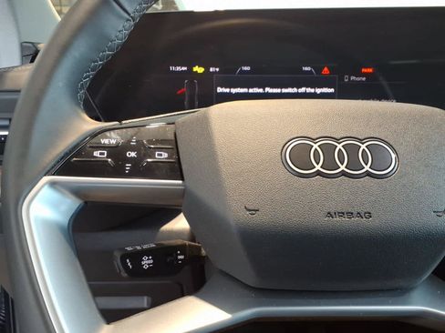 Used 2025 Audi Q5 Premium w/ Convenience Package AWD/4WD image 20