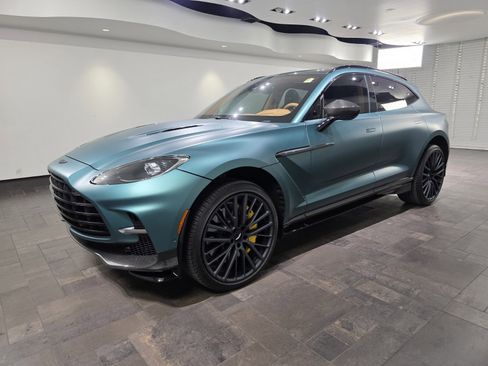 Used 2024 Aston Martin DBX 707 AWD/4WD image 23