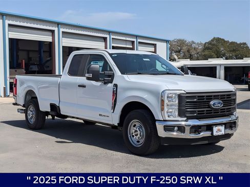 New 2025 Ford F250 XL w/ 360-Degree Camera Package image 4