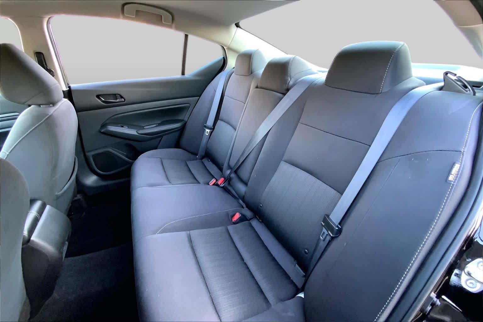 Used 2025 Nissan Altima 2.5 SV FWD image 20