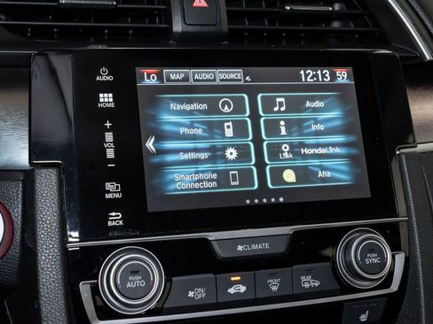 Used 2016 Honda Civic Touring image 17