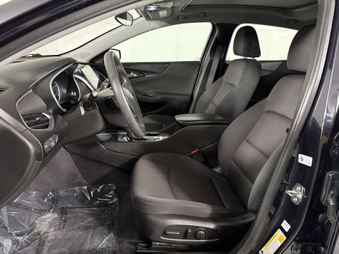 Used 2023 Chevrolet Malibu LT image 16