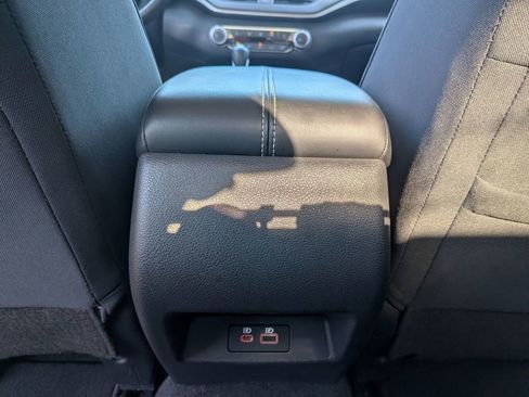 Used 2024 Nissan Altima 2.5 SV w/ SV Premium Package image 29