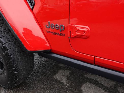 Used 2021 Jeep Wrangler Unlimited Rubicon w/ Dual Top Group image 14