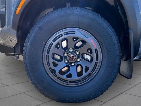 New 2026 Nissan Frontier PRO-4X w/ Pro-4x Convenience Package AWD/4WD image 12