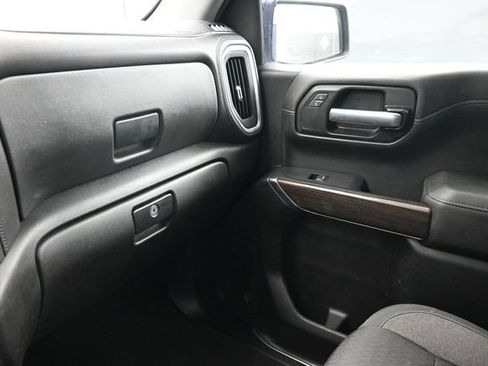 Used 2021 Chevrolet Silverado 1500 RST AWD/4WD image 9