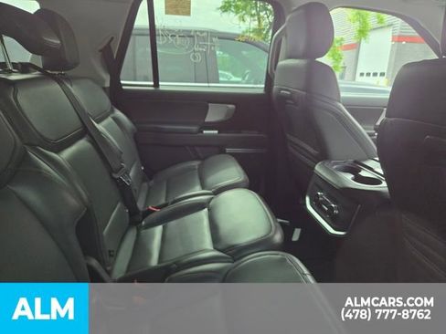 Used 2025 Ford Expedition Active AWD/4WD image 16