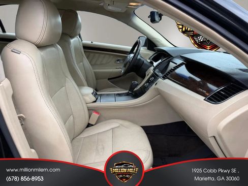 Used 2015 Ford Taurus Limited FWD image 18