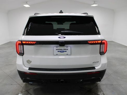 New 2026 Ford Explorer ST-Line AWD/4WD image 7