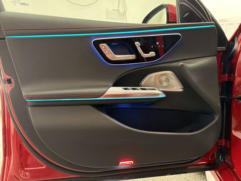 Used 2026 Mercedes-Benz E 53 AMG e 4MATIC Sedan image 19