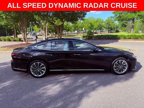 Certified 2023 Lexus LS 500 w/ Interior Upgrade Package image 9
