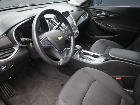 Used 2021 Chevrolet Malibu RS image 18