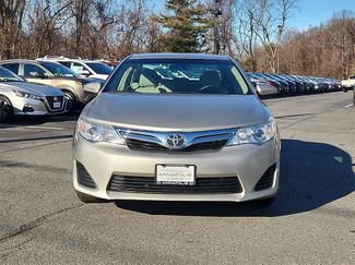Used 2014 Toyota Camry LE video 2
