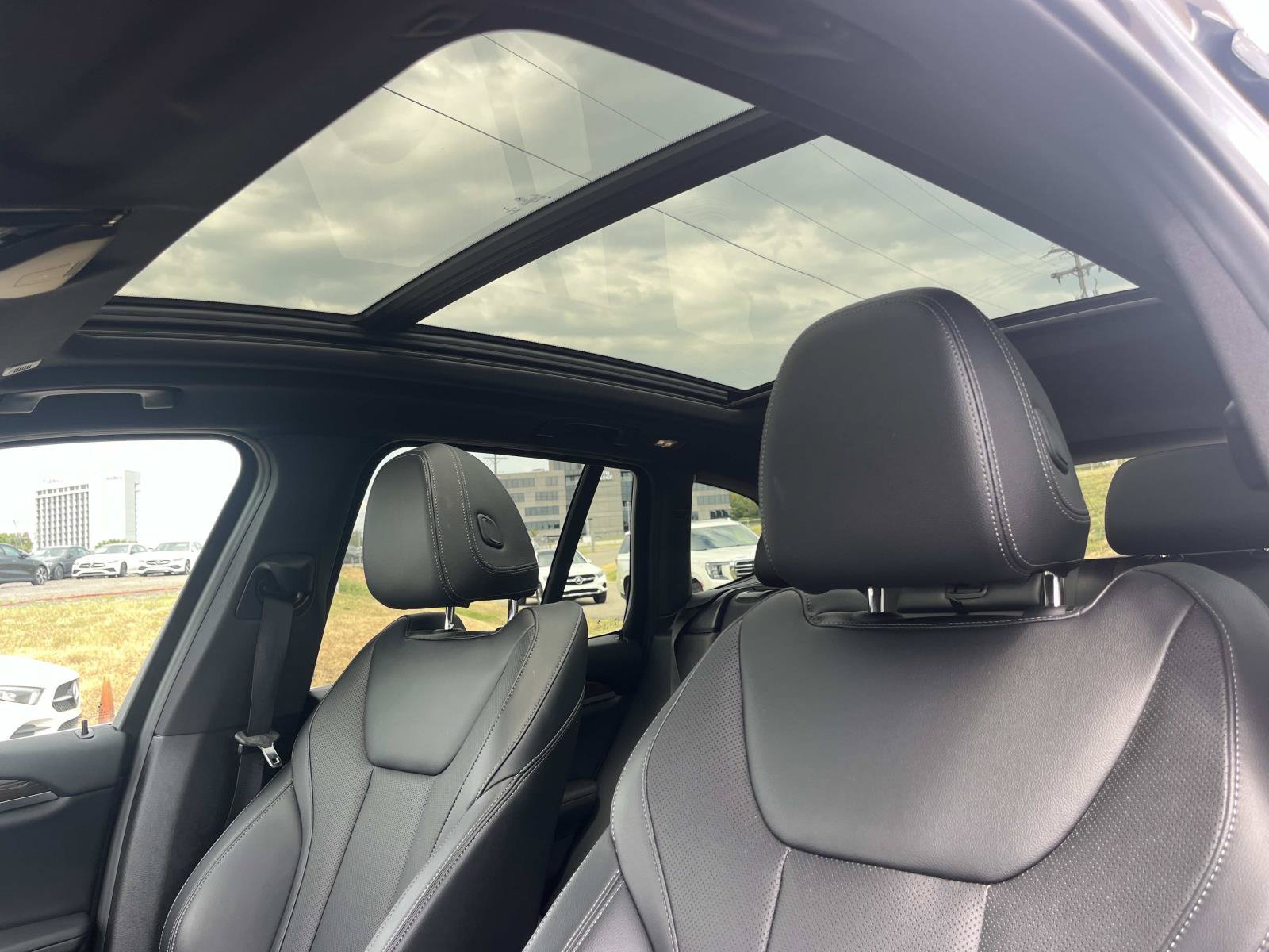Used 2023 BMW X3 xDrive30i w/ Premium Package AWD/4WD image 31