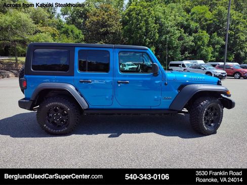 Used 2023 Jeep Wrangler Unlimited w/ Cold Weather Group AWD/4WD image 3