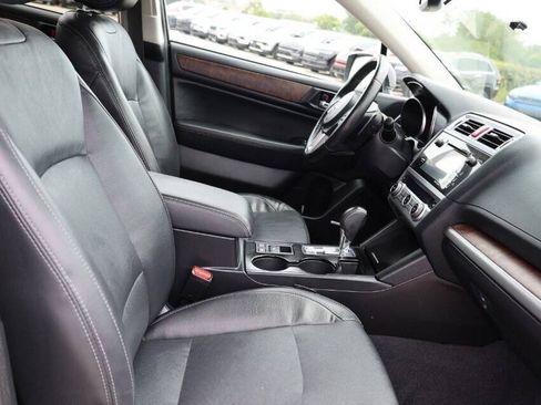 Used 2016 Subaru Outback 3.6R Limited AWD/4WD image 15