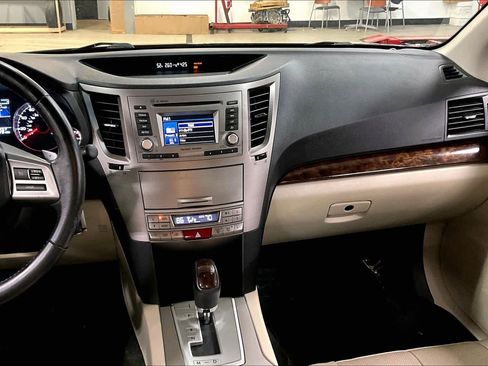 Used 2013 Subaru Legacy 2.5i Limited image 6