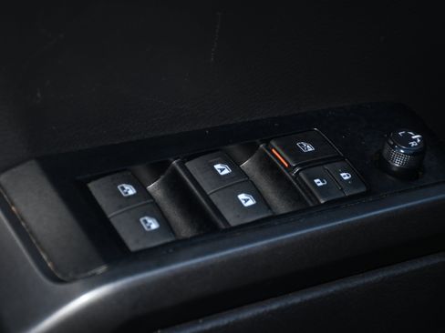 Certified 2023 Toyota Tacoma TRD Off-Road image 10