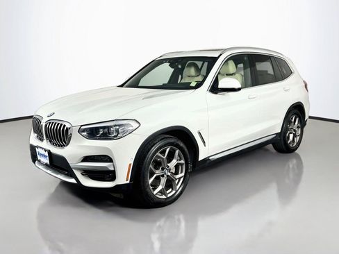 Used 2021 BMW X3 xDrive30i w/ Premium Package AWD/4WD image 2