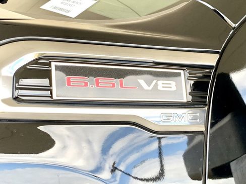 Used 2022 GMC Sierra 2500 AT4 w/ AT4 Preferred Package image 10