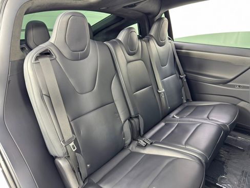 Used 2017 Tesla Model X 75D image 39