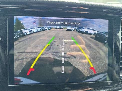 Used 2025 Dodge Durango GT AWD/4WD image 18