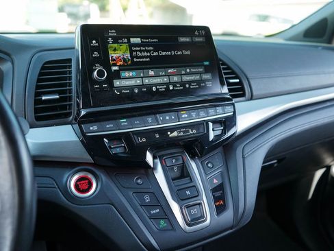 Used 2025 Honda Odyssey Sport-L image 8