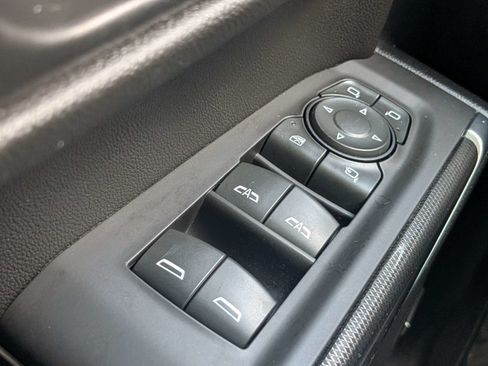 Used 2021 GMC Sierra 1500 AT4 w/ AT4 Premium Package AWD/4WD image 24