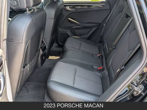 Used 2023 Porsche Macan AWD/4WD image 16