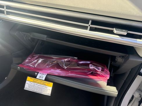 New 2026 Hyundai Santa Fe SE image 29