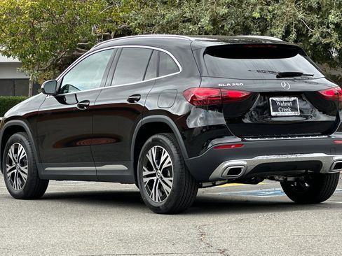 Used 2026 Mercedes-Benz GLA 250 image 3