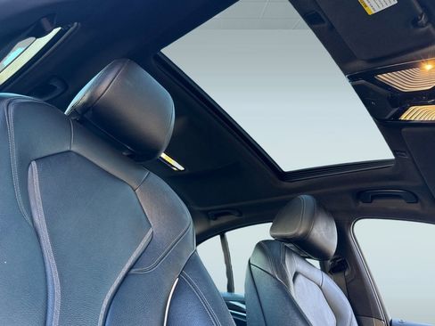 Used 2018 BMW 530e w/ Premium Package 2 image 15