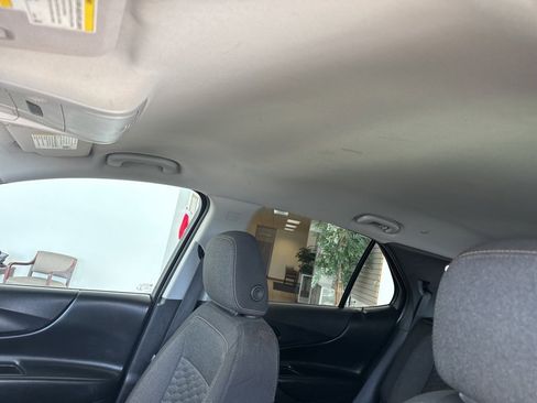 Used 2019 Chevrolet Equinox LT w/ Driver Convenience Package image 13