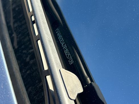 Certified 2023 Volvo XC90 T8 Ultimate image 3