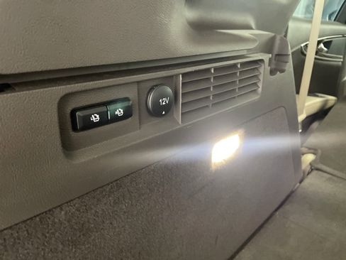 Used 2023 Lincoln Nautilus Reserve w/ Monochromatic Package image 38