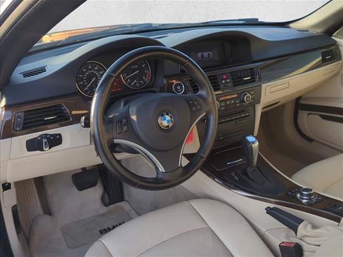 Used 2013 BMW 328i Convertible RWD image 8