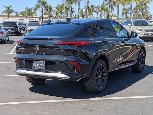 Used 2024 Buick Envista Sport Touring w/ Convenience I Package image 10