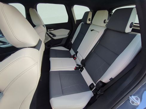 Used 2026 BMW X1 xDrive28i w/ Technology Package image 21