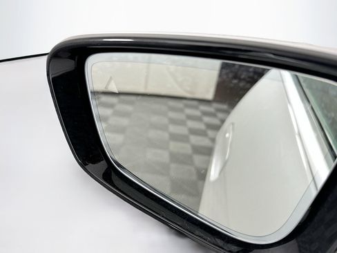 Used 2025 BMW i4 xDrive40i image 16