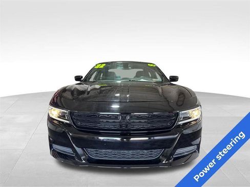 Used 2022 Dodge Charger SXT RWD image 2