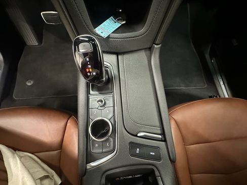 Certified 2025 Cadillac XT5 Sportv AWD/4WD image 31