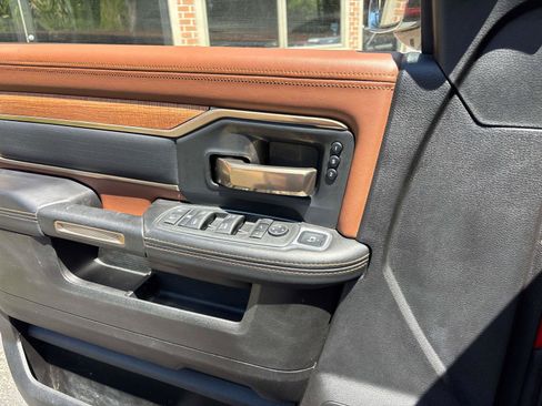 Used 2022 RAM 2500 Limited AWD/4WD image 14