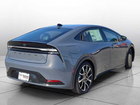 New 2026 Toyota Prius XSE image 17