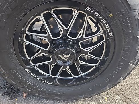 New 2025 Ford F350 Lariat w/ Lariat Ultimate Package image 39