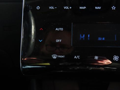 Used 2023 Hyundai Tucson Limited w/ Cargo Package image 27