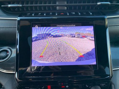 Used 2023 Jeep Grand Cherokee L Laredo image 25