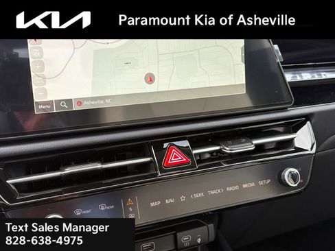 New 2025 Kia Niro EX Touring image 9