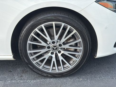Used 2025 Mercedes-Benz CLA 250 4MATIC image 35