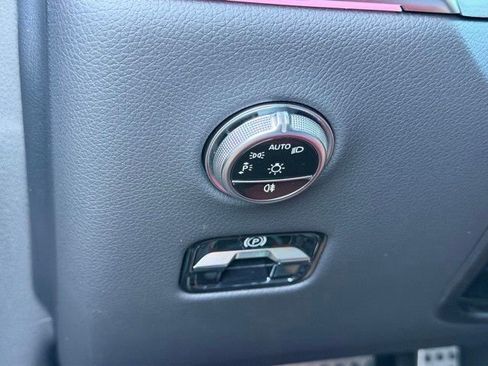 New 2026 Mercedes-Benz GLC 300 4MATIC image 19